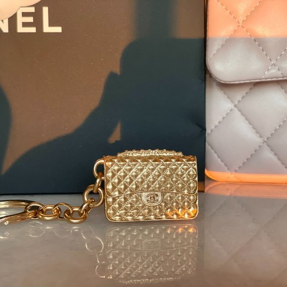 Authentic CHANEL Classic Flap Gold Key Ring/Chain - Picture 1 of 7